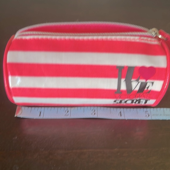 I ❤️ VS Vintage Mini Pink Stripe Cosmetic Bag - Picture 8 of 9